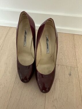 Brian Atwood Manic Pumps (Cranberry colour, size 38)